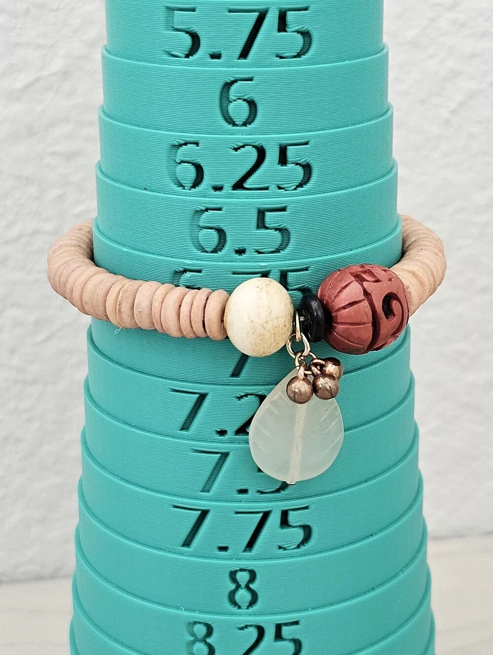 Silpada Very Rare🦄Wood Pukalet Turquoise Cinnebar Island Stretch Bracelet B0811